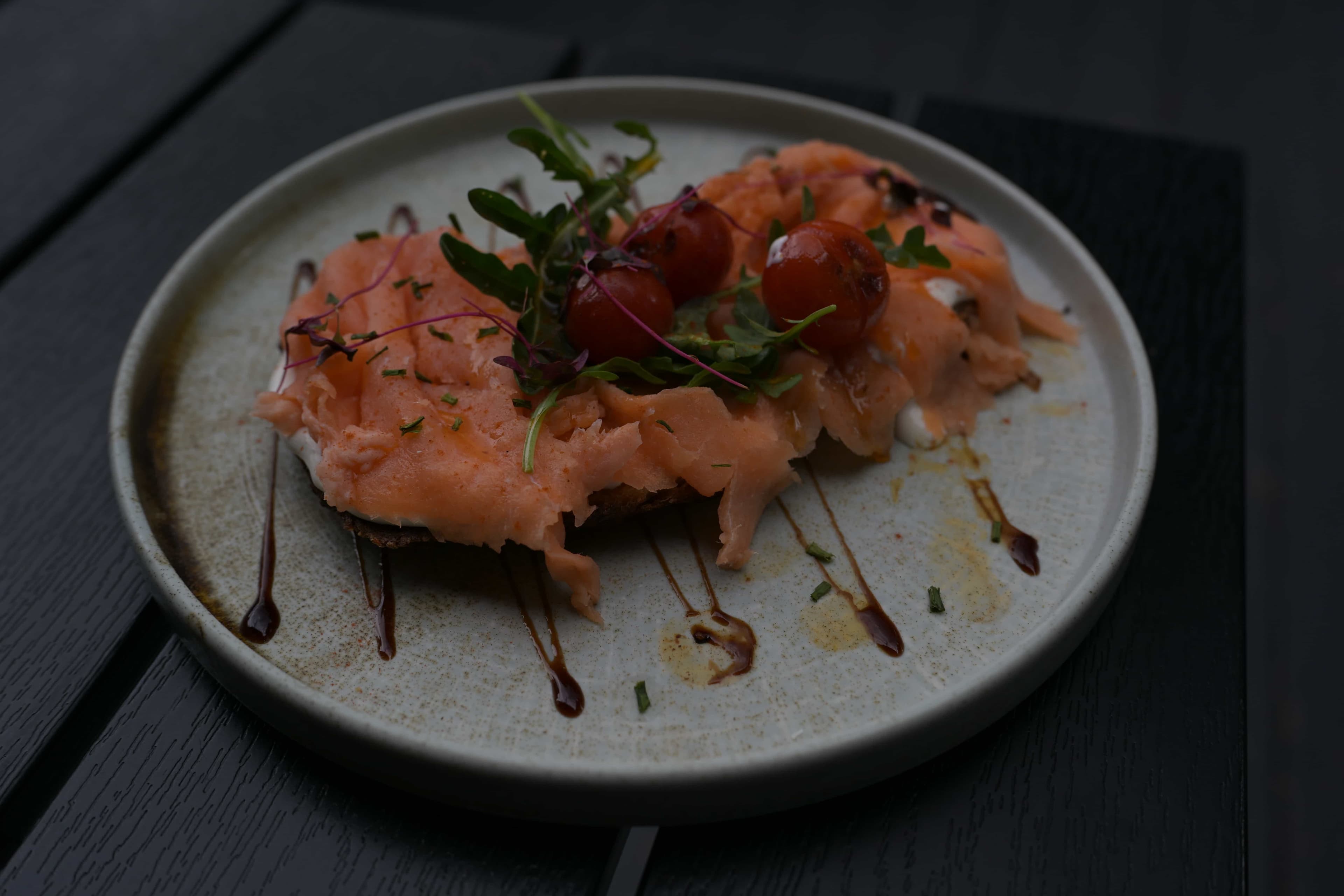 SPECIAL SMOKED SALMON 