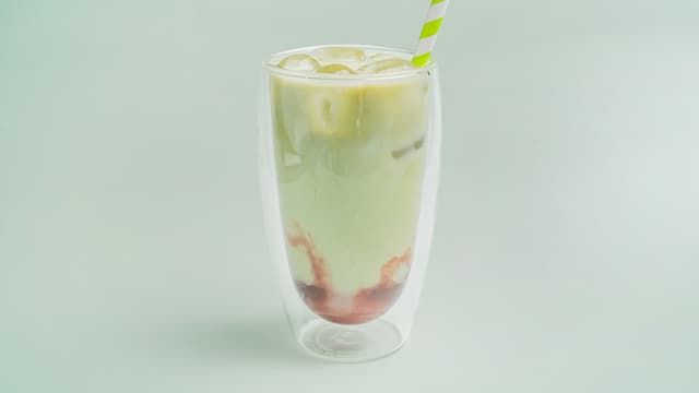 STRAWBERRY COCONUT ICED MATCHA